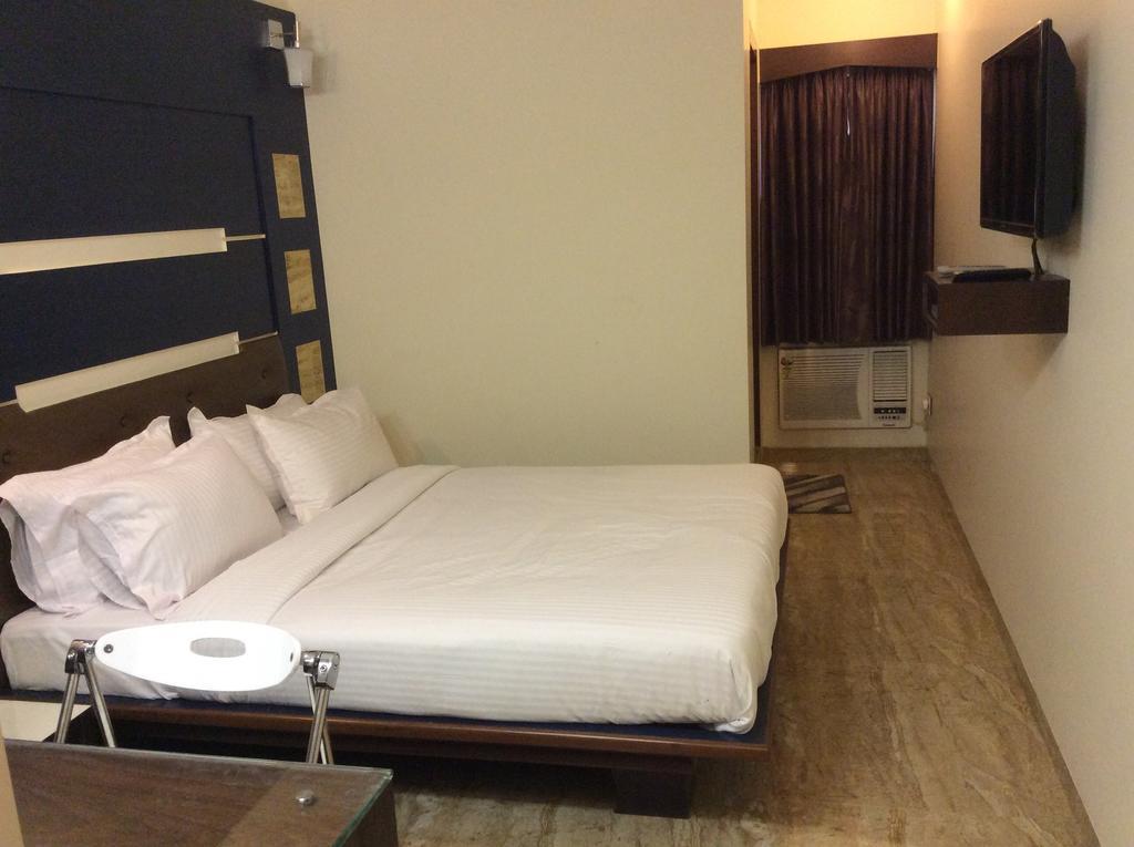 מומביי Hotel Sapna חדר תמונה