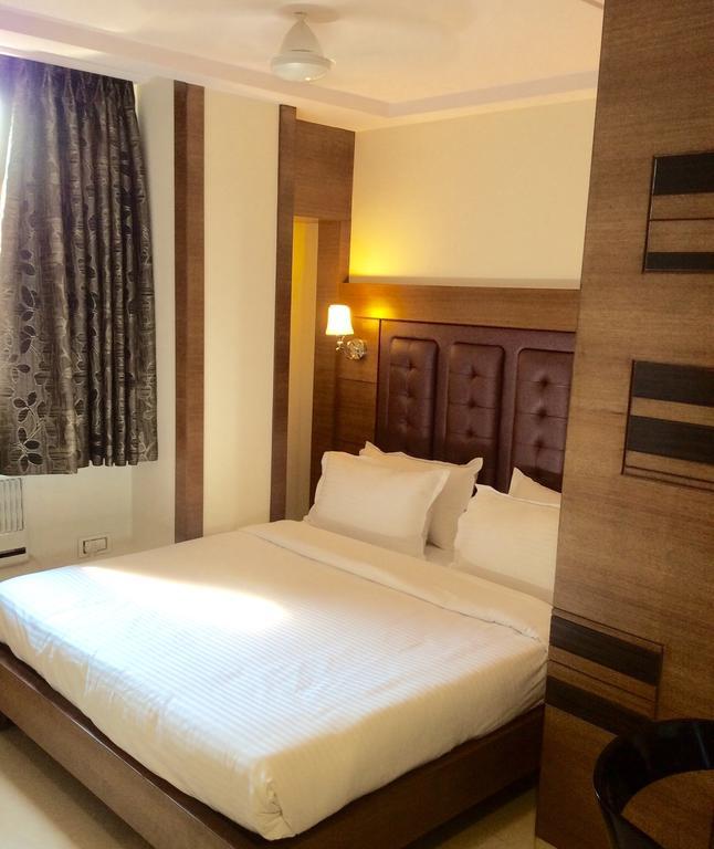 מומביי Hotel Sapna חדר תמונה