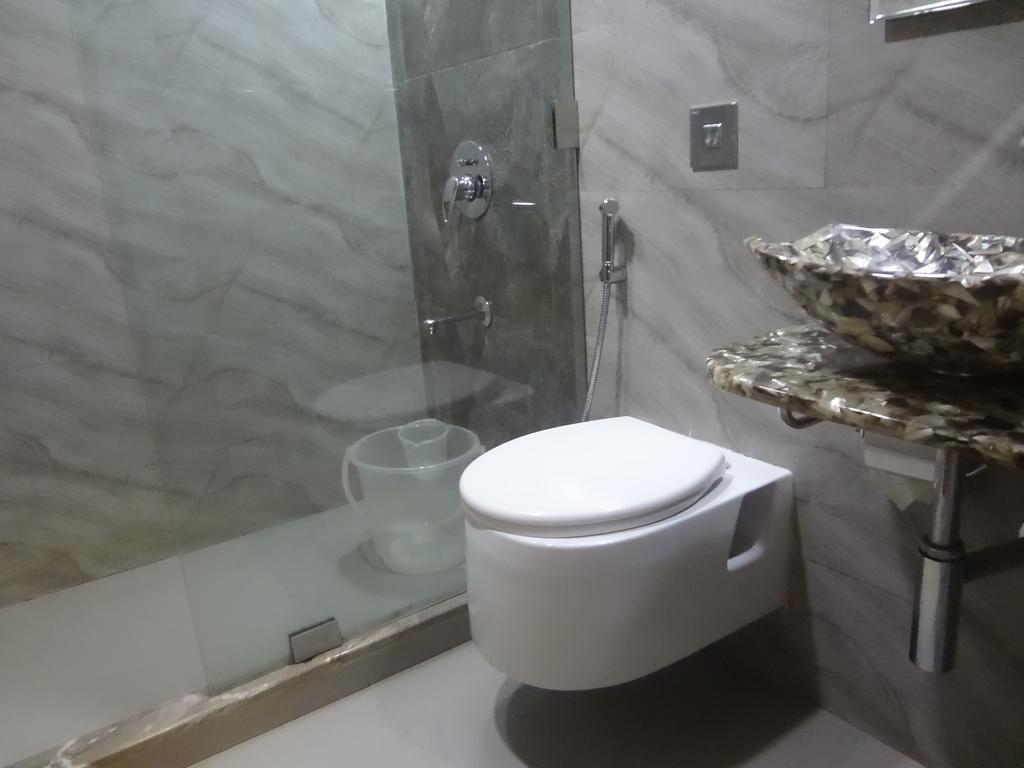 מומביי Hotel Sapna מראה חיצוני תמונה